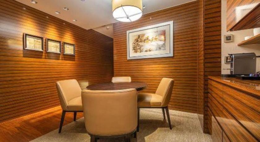 New World Guiyang Hotel Zewnętrze zdjęcie