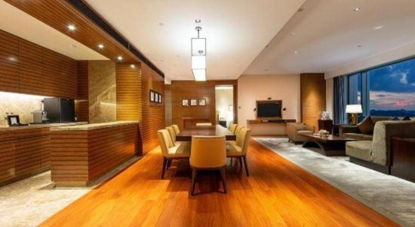 New World Guiyang Hotel Zewnętrze zdjęcie