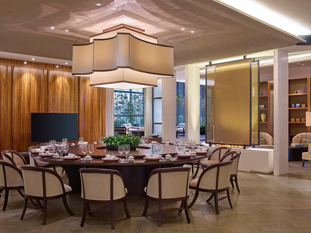 New World Guiyang Hotel Zewnętrze zdjęcie
